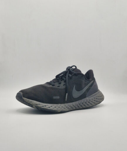 Nike Revolution-5